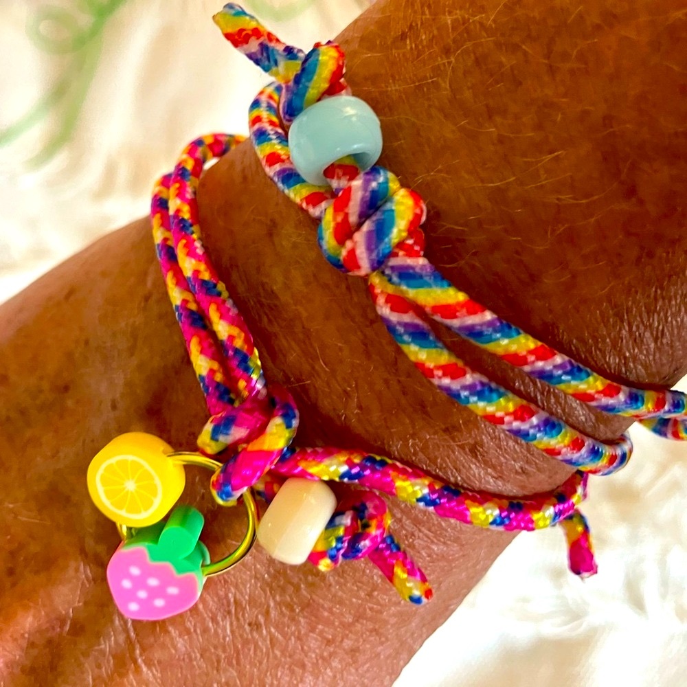 New Super Cute Strawberry Lemonade Sliding Bracelet multi Pink